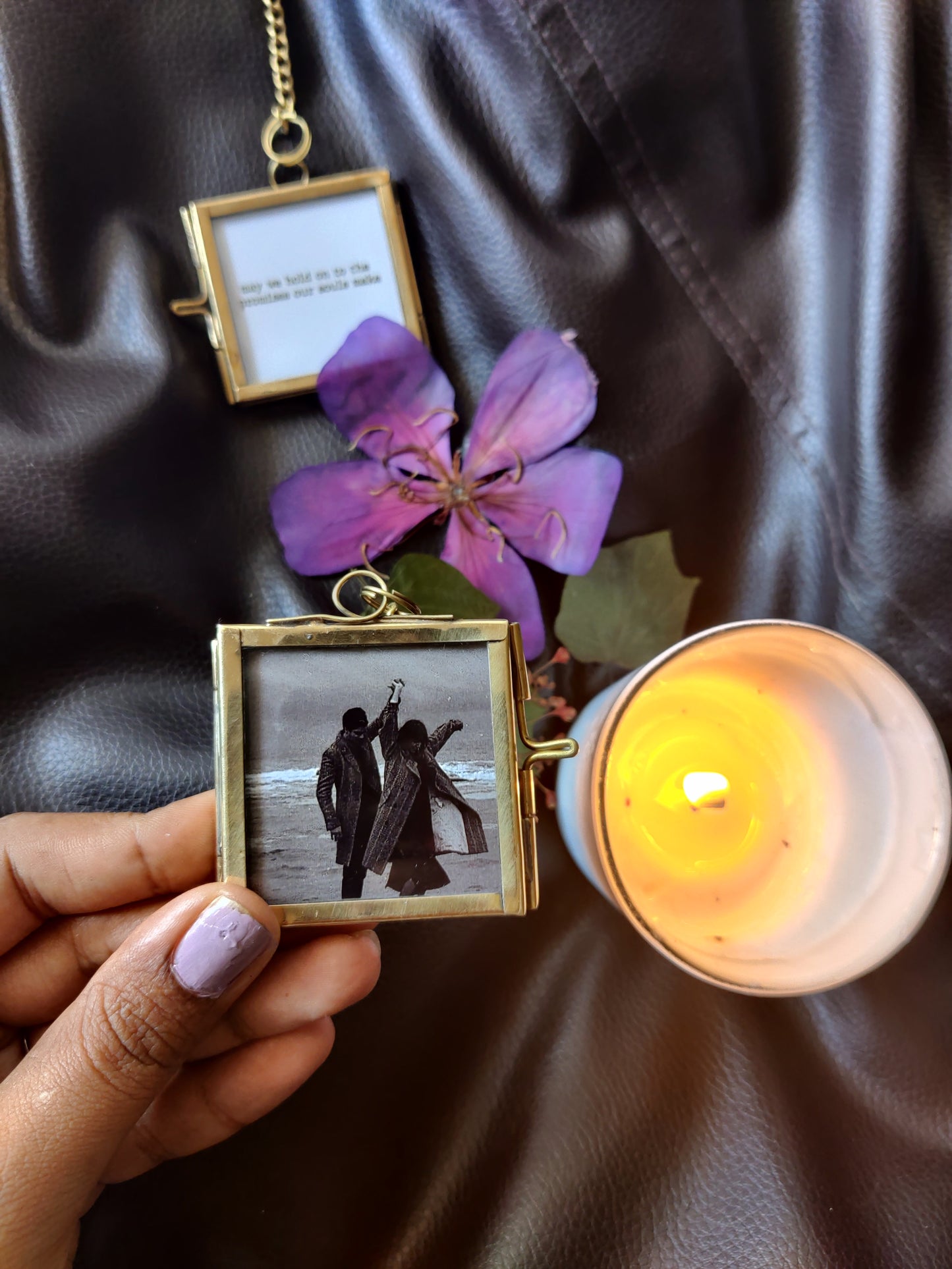 Mini Vintage Floating Frame